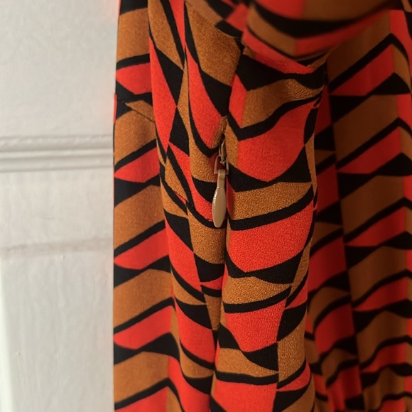 Halogen Dress - Picture 9 of 10